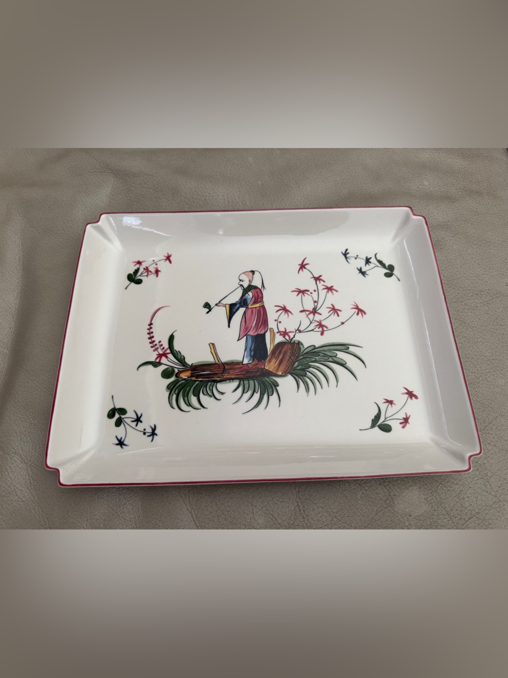 Villeroy & Boch tray decorated with a reproduction of "Au Chinois” Luxembourg